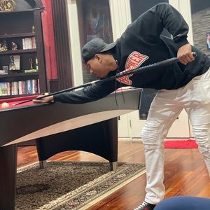 Meet your Posher, Barry